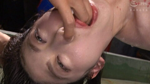 DDHZ-001 ｜ 人妻拷問サークル イキ狂いの果てに落ちていく若妻 有坂深雪　逆さ吊り喉奥調教 SM調教 エロ SM画像 AV画像 ｜ 有坂深雪 ｜ DDHZ-001