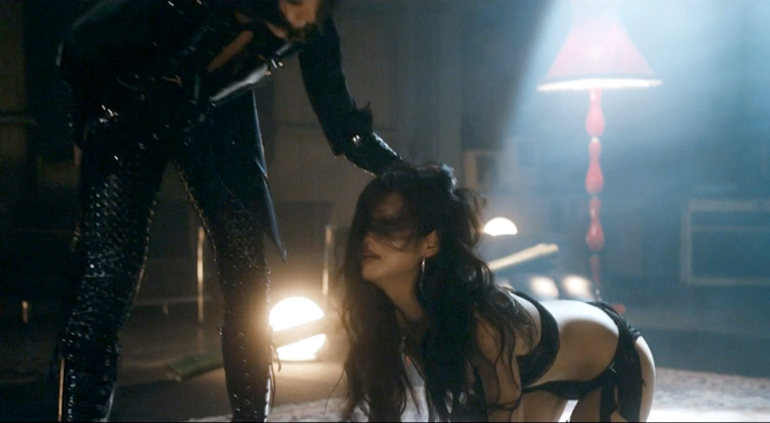 髪の毛鷲掴み SM調教 SM画像 〜 壇蜜| SMなおとSM | 甘い鞭