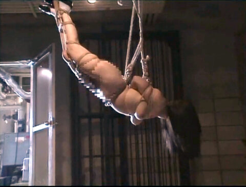 全裸で緊縛吊り責めされて SM調教される マゾ女 百合子。 緊縛吊り責め SM画像 エロ AV画像 〜 細川百合子 | 新・緊縛パフォーマンス | CN151/CN197