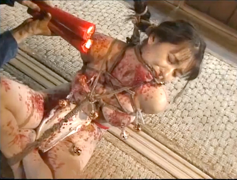 熱蝋燭責め SM画像 エロ AV画像 〜 細川百合子 熱蝋燭責め SM画像 エロ AV画像 〜 細川百合子 | 新・緊縛パフォーマンス | CN151/CN197