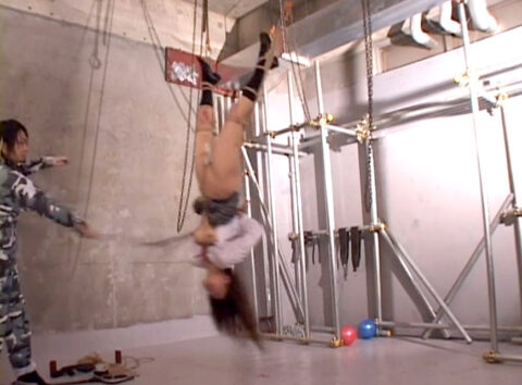 水野ほとり ｜ JBD109　蛇縛の人間サンドバッグ　鞭責め 逆さ吊り SM調教 エロ SM画像 AV画像