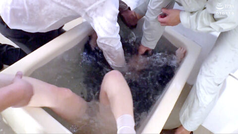 リンチ水責め SM調教 エロ SM画像 AV画像 〜 篠原りこ｜ 田舎のお嬢様学校の女子校生をさらって ｜ SVDVD862